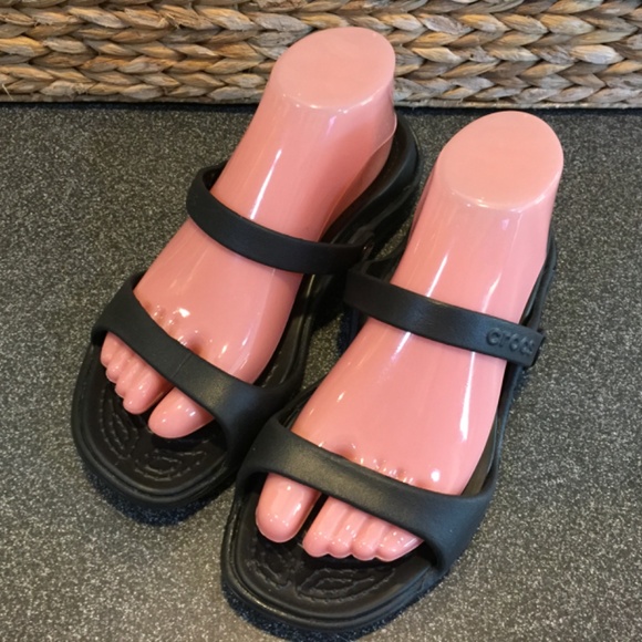CROCS Black Women's Sandals - Picture 4 of 12